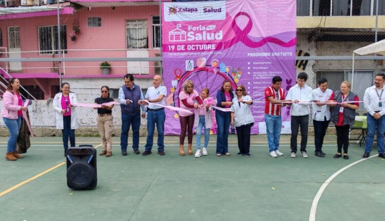 Invitados La Universidad Del Conde Y El CONACON A Dar Plática Sobre Salud Mental, En Feria De La Salud En Xalapa